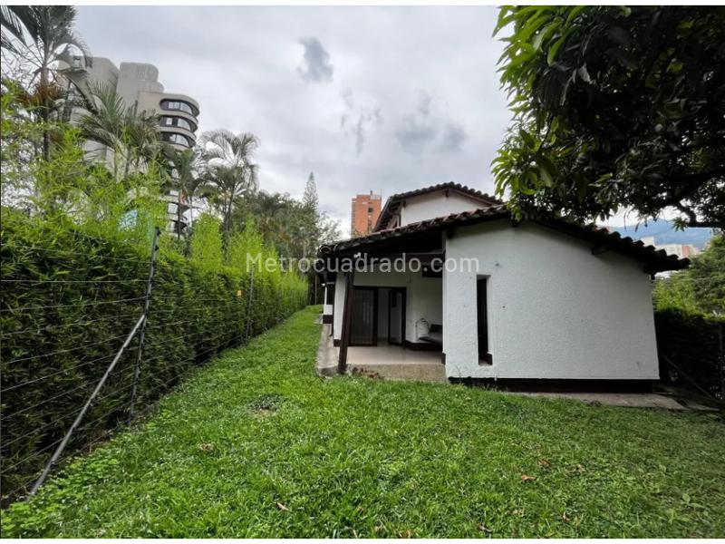 Commercial 5BR House in Prime El Poblado Location - 5