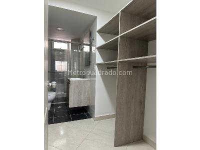 Apartamento de 3 alcobas en venta en Belen Rosales, Medellín, 215 m² · foto 8 de 16