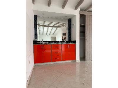 Apartamento de 3 alcobas en venta en Belen Rosales, Medellín, 215 m² · foto 12 de 16