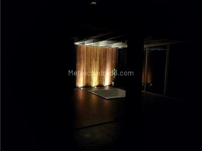 Casa de 5 alcobas en venta en Altos Del Escobero, Envigado, 1095 m² · foto 2 de 20