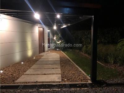 Casa de 5 alcobas en venta en Altos Del Escobero, Envigado, 1095 m² · foto 12 de 20