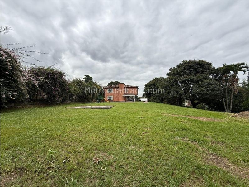 Casa Amplia de 5 Alcobas en Belvedere - 3