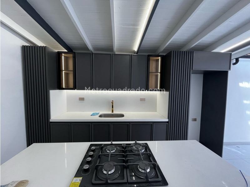 Commercial House in La Floresta - 7