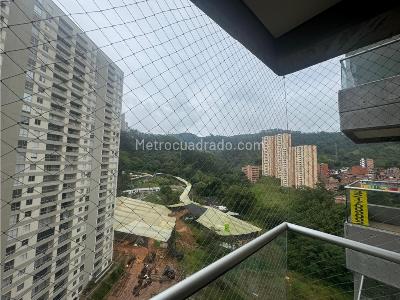 Apartamento de 3 alcobas en venta en Sabaneta, Sabaneta, 74 m² · foto 7 de 18