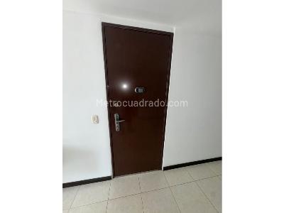 Apartamento de 3 alcobas en venta en Sabaneta, Sabaneta, 74 m² · foto 9 de 18