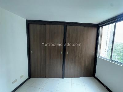 Apartamento de 3 alcobas en venta en Sabaneta, Sabaneta, 74 m² · foto 11 de 18