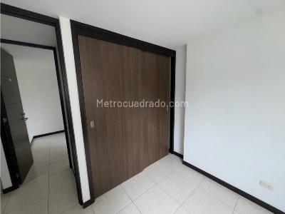Apartamento de 3 alcobas en venta en Sabaneta, Sabaneta, 74 m² · foto 17 de 18