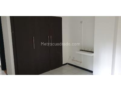 Apartamento de 2 alcobas en arriendo en Poblado Medellin, Medellín, 65 m² · foto 4 de 13