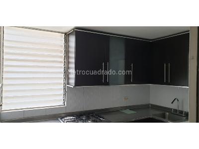 Apartamento de 2 alcobas en arriendo en Poblado Medellin, Medellín, 65 m² · foto 9 de 13