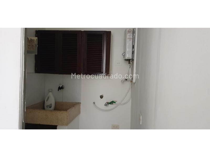 Apartamento en Alquiler de 2 Alcobas en Loma del Indio - 6