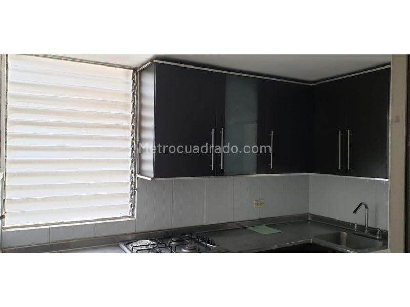 Apartamento en Alquiler de 2 Alcobas en Loma del Indio - 9