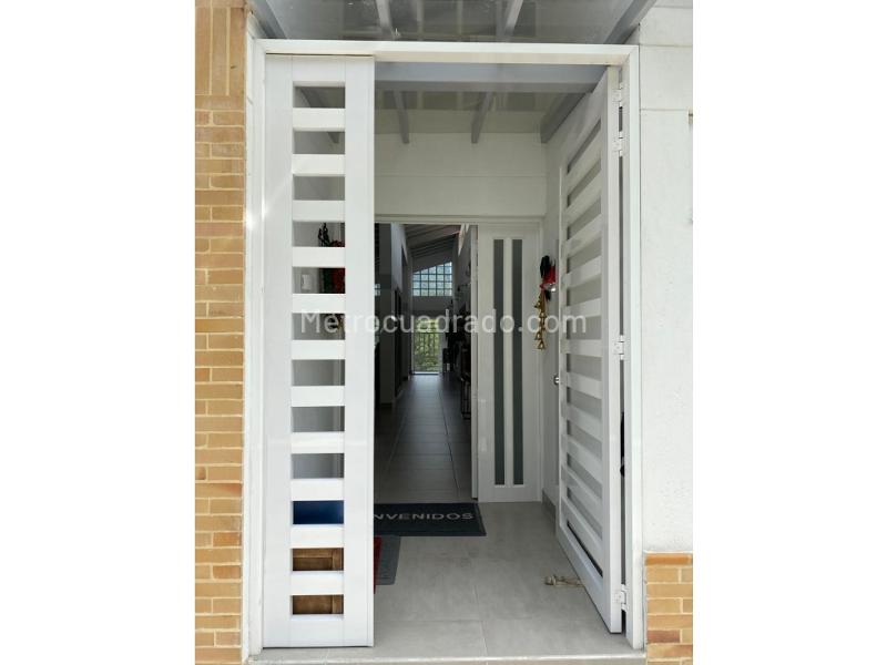 Spectacular Country House for Rent in La Miel, Caldas - 2