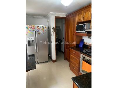 Casa de 3 alcobas en venta en Belen, Medellín, 140 m² · foto 9 de 11