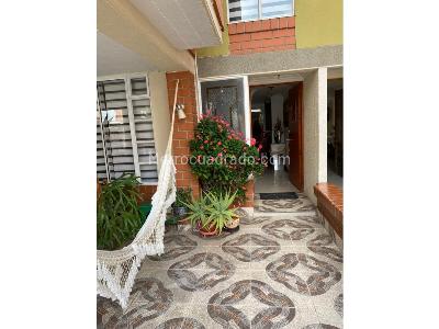 Casa de 3 alcobas en venta en Belen, Medellín, 140 m² · foto 10 de 11