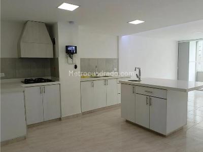 Apartamento de 3 alcobas en venta en Belen Santa Gema, Medellín, 117 m² · foto 11 de 20