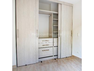 Apartamento de 3 alcobas en venta en Belen Santa Gema, Medellín, 117 m² · foto 18 de 20