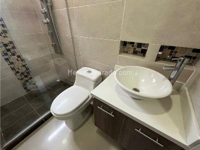 Apartamento de 2 alcobas en arriendo en Envigado, Envigado, 88 m² · foto 4 de 18