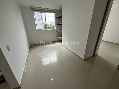 Apartamento de 2 alcobas en arriendo en Envigado, Envigado, 88 m² · foto 6 de 18