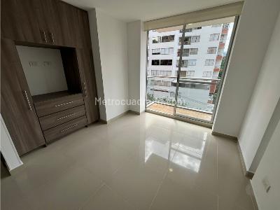 Apartamento de 2 alcobas en arriendo en Envigado, Envigado, 88 m² · foto 9 de 18