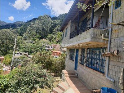 Casa de 3 alcobas en venta en Buenos Aires, Medellín, 580 m² · foto 20 de 20
