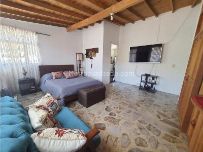 Casa de 3 alcobas en venta en Buenos Aires, Medellín, 580 m² · foto 6 de 20
