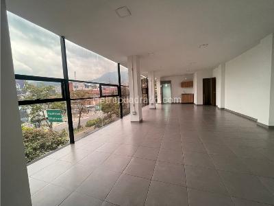 Edificio de Oficinas en Arriendo, Guayabal, Medellín