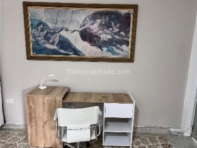 Apartaestudio en arriendo en Laureles, Medellín · foto 3 de 11