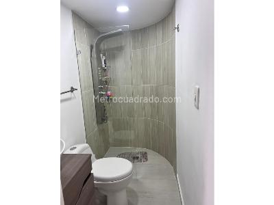 Apartaestudio en arriendo en Laureles, Medellín · foto 9 de 11