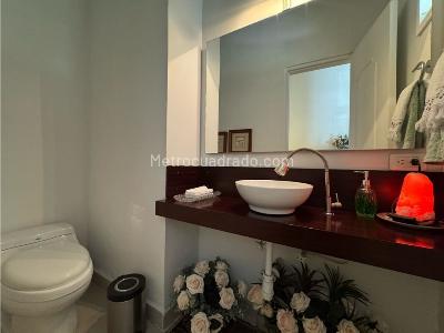 Casa de 4 alcobas en venta en Lomas Las Brujas, Envigado, 1460 m² · foto 7 de 20