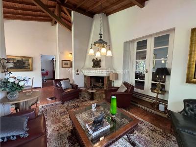 Casa de 4 alcobas en venta en Lomas Las Brujas, Envigado, 1460 m² · foto 8 de 20