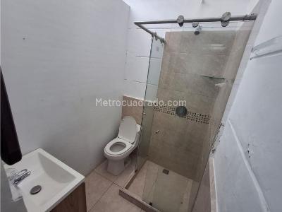 Casa de 5 alcobas en venta en Laureles, Medellín, 2000 m² · foto 12 de 17