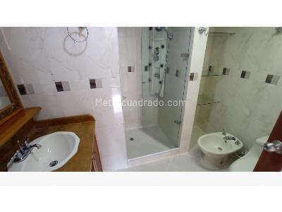 Apartamento de 3 alcobas en venta en Poblado Milla De Oro, Medellín, 188 m² · foto 4 de 20