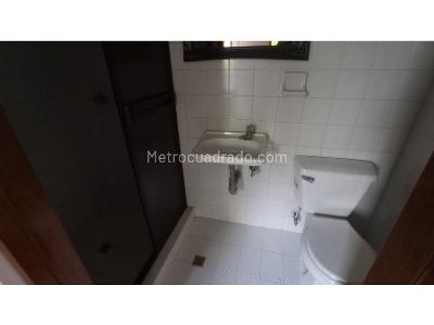 Apartamento de 3 alcobas en venta en Poblado Milla De Oro, Medellín, 188 m² · foto 14 de 20