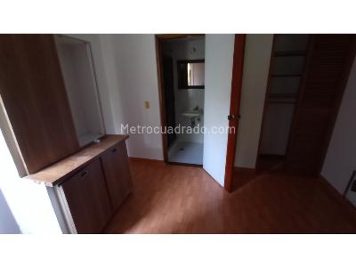 Apartamento de 3 alcobas en venta en Poblado Milla De Oro, Medellín, 188 m² · foto 15 de 20