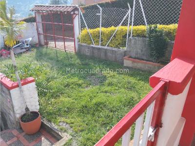 Casa de 5 alcobas en venta en San Cristobal, Medellín, 500 m² · foto 2 de 20
