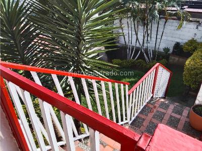 Casa de 5 alcobas en venta en San Cristobal, Medellín, 500 m² · foto 3 de 20