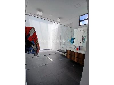 Casa de 3 alcobas en venta en Llano Grande, Rionegro, 1788 m² · foto 12 de 13