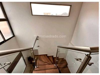 Apartamento de 4 alcobas en venta en Bello, Bello, 128 m² · foto 4 de 14