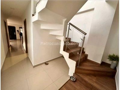 Apartamento de 4 alcobas en venta en Bello, Bello, 128 m² · foto 5 de 14