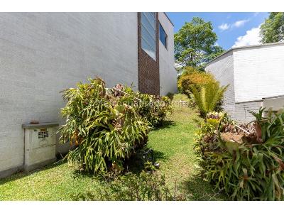 Casa de 4 alcobas en venta en San Lucas, Medellín, 345 m² · foto 14 de 20