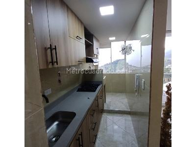 Apartamento de 3 alcobas en venta en Metrocable, Medellín, 58 m² · foto 10 de 14