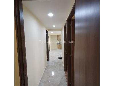 Apartamento de 3 alcobas en venta en Metrocable, Medellín, 58 m² · foto 2 de 14