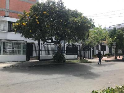 Casa en arriendo en Chico, Bogotá · foto 3 de 20
