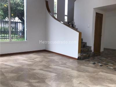 Casa en arriendo en Chico, Bogotá · foto 8 de 20