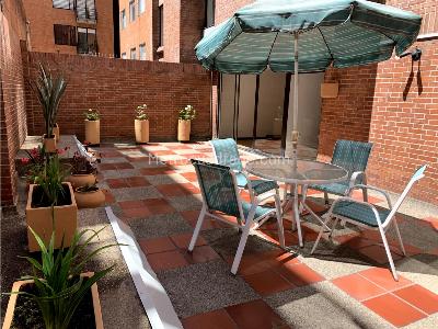 Apartamento de 2 alcobas en venta en Parque Del Virrey (Costado Sur), Bogotá, 91 m² · foto 11 de 20