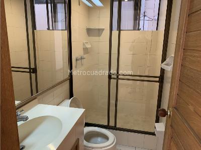 Apartamento de 2 alcobas en venta en Parque Del Virrey (Costado Sur), Bogotá, 91 m² · foto 14 de 20