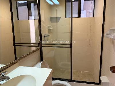 Apartamento de 2 alcobas en venta en Parque Del Virrey (Costado Sur), Bogotá, 91 m² · foto 17 de 20