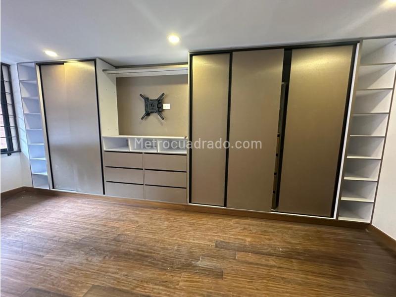 Piso – Bogotá, Chicó Lago - Vista 3