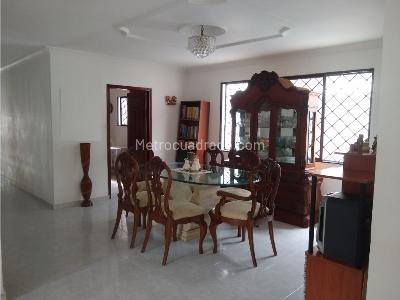 Casa de 5 alcobas en venta en La Concepcion, Barranquilla, 400 m² · foto 10 de 18