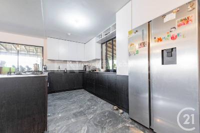 Casa de 5 alcobas en venta en Loma Del Chocho, Envigado, 920 m² · foto 5 de 20